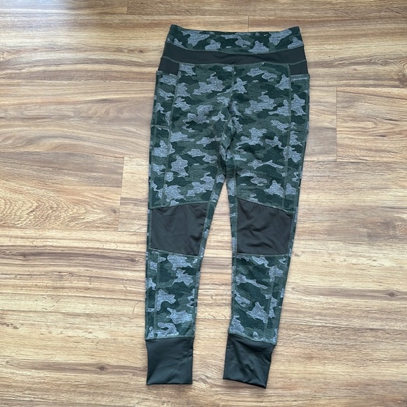 Workout pants - Picture 2 of 2